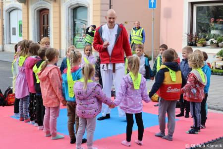 Otroci kamniških šol in vrtcev rajali na Glavnem trgu in se učili o trajnostni mobilnosti (17)